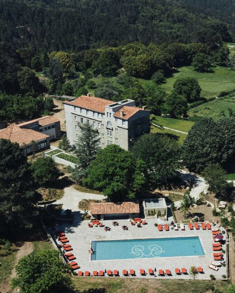 Piscine extérieure chauffée
