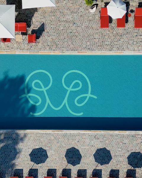 Piscine extérieure chauffée