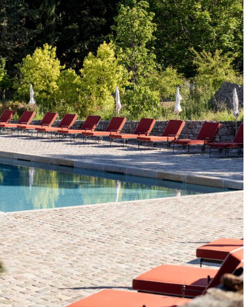 Pool bar