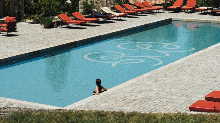 Piscine extérieure chauffée
